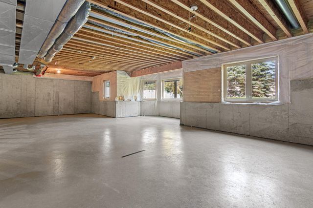 20710 Helena Lane, Lakeville, MN 55044