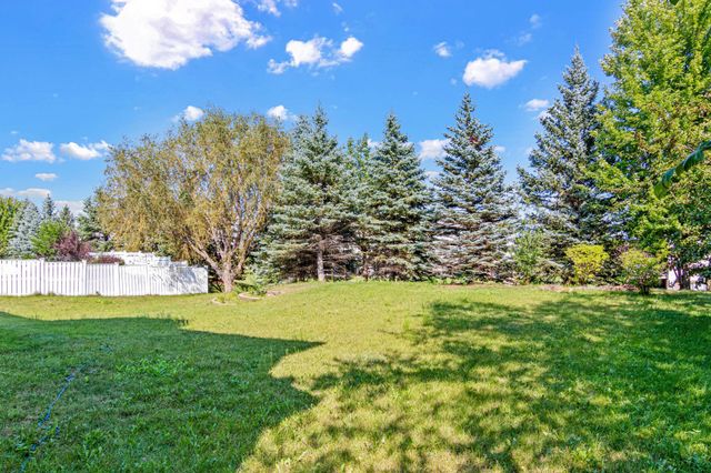 20710 Helena Lane, Lakeville, MN 55044
