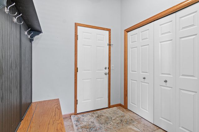 20710 Helena Lane, Lakeville, MN 55044