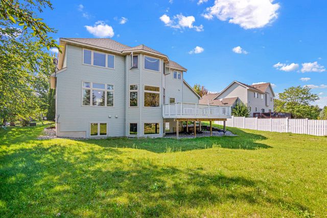 20710 Helena Lane, Lakeville, MN 55044