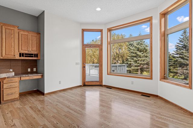 20710 Helena Lane, Lakeville, MN 55044