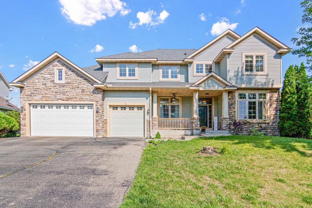 20710 Helena Lane, Lakeville, MN 55044