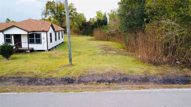 2323 Jones Road, Baytown, TX 77521