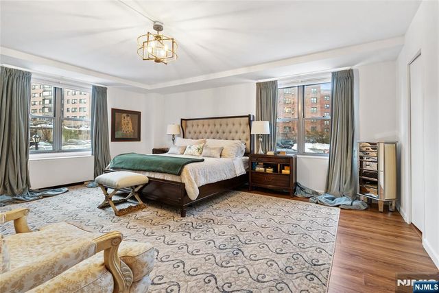 301 Beech Street 2B, Hackensack, NJ 07601