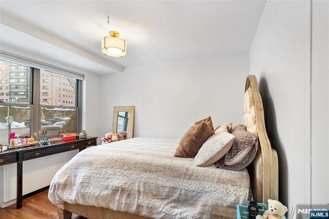 301 Beech Street 2B, Hackensack, NJ 07601