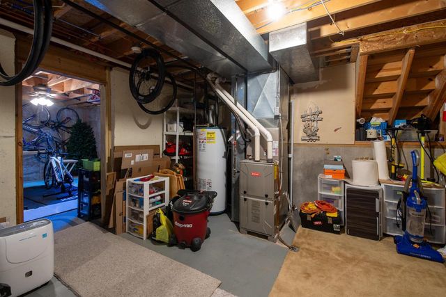 3453 CHARLIE ANNA DRIVE, Oshkosh, WI 54904
