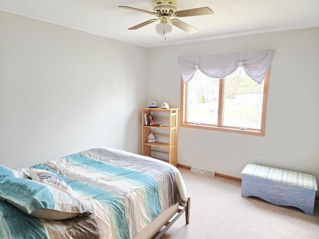 3453 CHARLIE ANNA DRIVE, Oshkosh, WI 54904