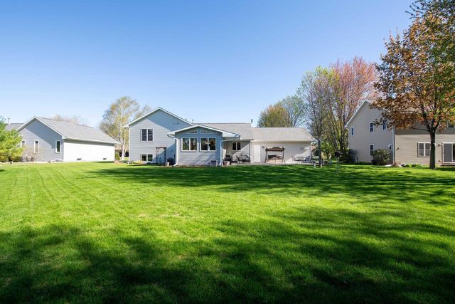 3453 CHARLIE ANNA DRIVE, Oshkosh, WI 54904