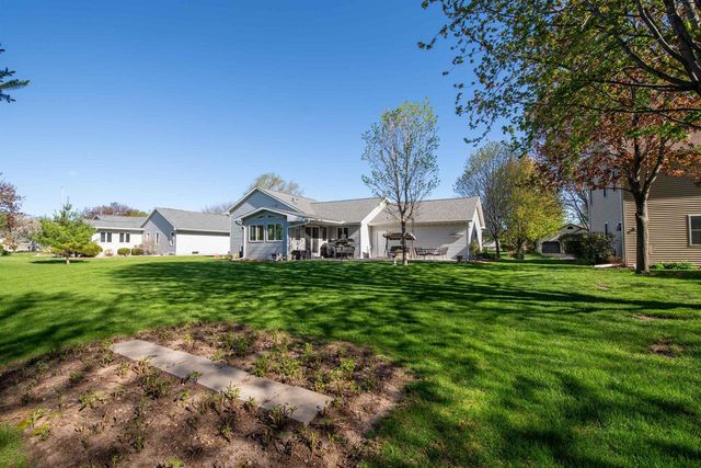 3453 CHARLIE ANNA DRIVE, Oshkosh, WI 54904