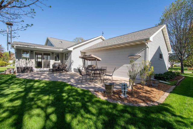 3453 CHARLIE ANNA DRIVE, Oshkosh, WI 54904
