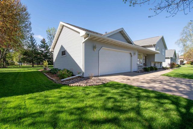 3453 CHARLIE ANNA DRIVE, Oshkosh, WI 54904