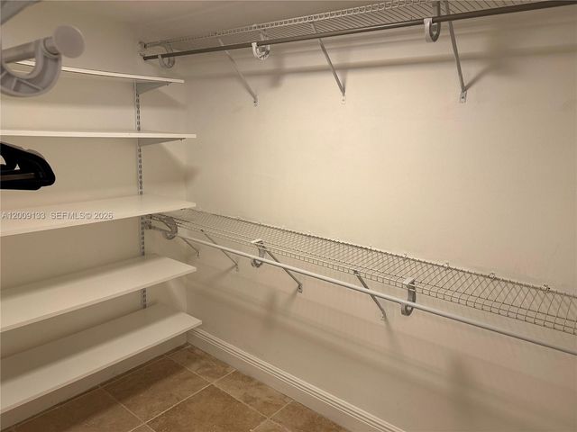 6039 Collins Ave 1510, Miami Beach, FL 33140