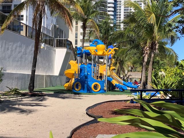 6039 Collins Ave 1510, Miami Beach, FL 33140