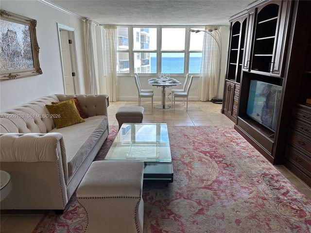 6039 Collins Ave 1510, Miami Beach, FL 33140