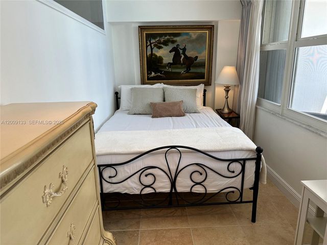 6039 Collins Ave 1510, Miami Beach, FL 33140