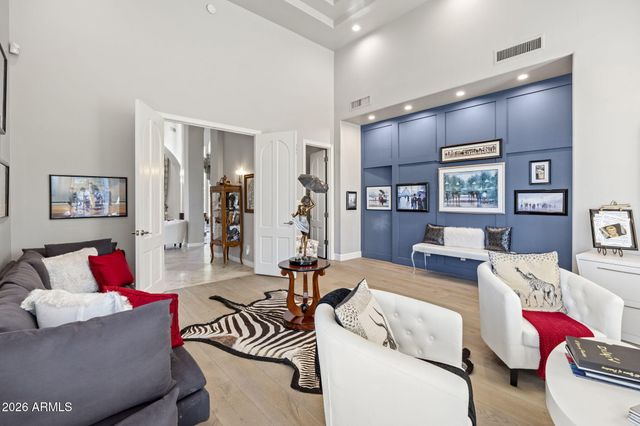 5427 E BERNEIL Drive, Paradise Valley, AZ 85253