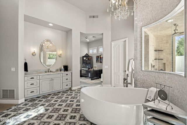 5427 E BERNEIL Drive, Paradise Valley, AZ 85253