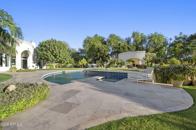 5427 E BERNEIL Drive, Paradise Valley, AZ 85253