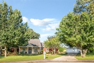 9477 Lake Woods Court, Semmes, AL 36575