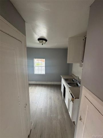 13954 Coyle Street, Detroit, MI 48227