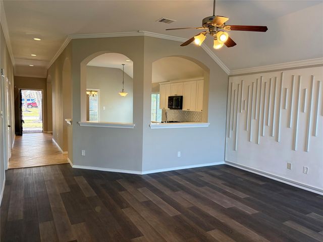 4523 Blakes Ridge Street, Fresno, TX 77545