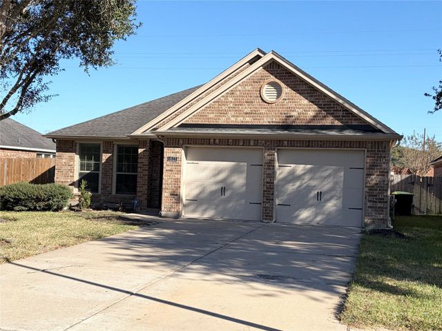 4523 Blakes Ridge Street, Fresno, TX 77545