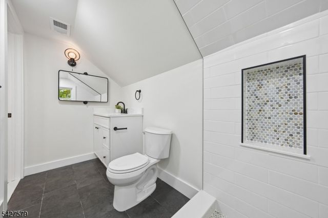 216 Gregory Ave, West Orange Twp., NJ 07052