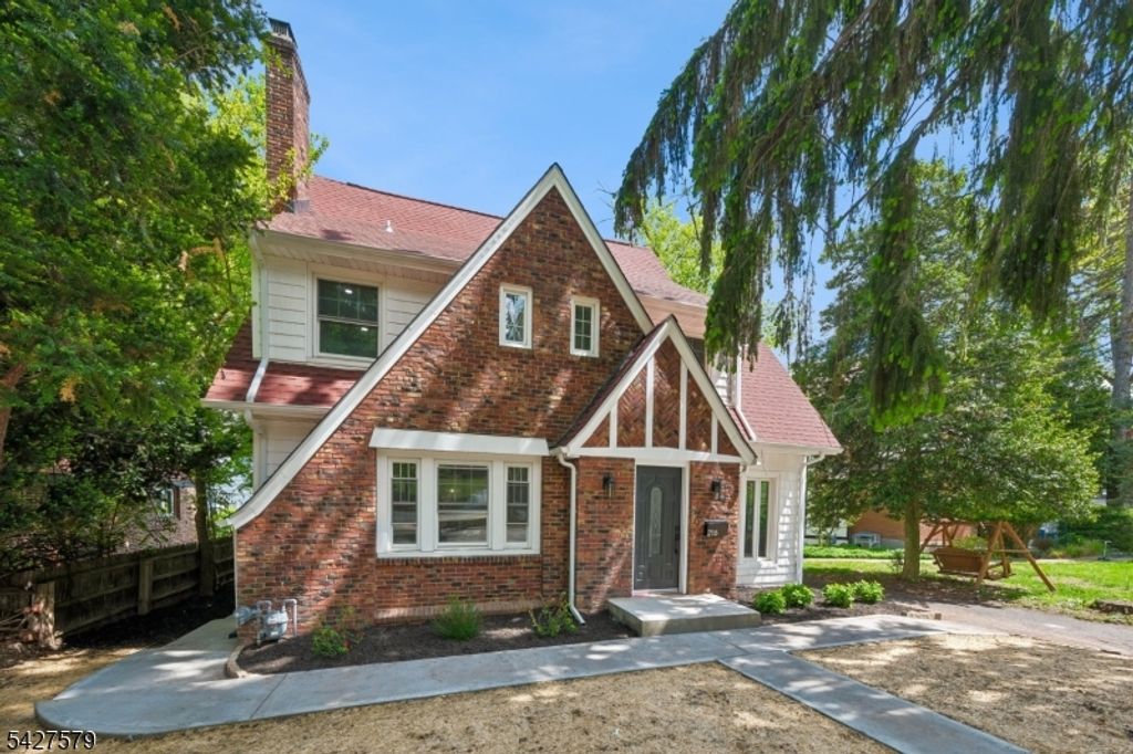 216 Gregory Ave, West Orange Twp., NJ 07052