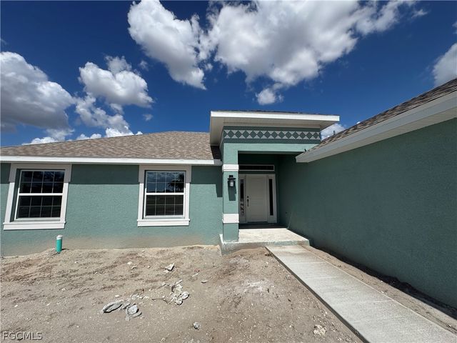 301 NE 14th ST, Cape Coral, FL 33909