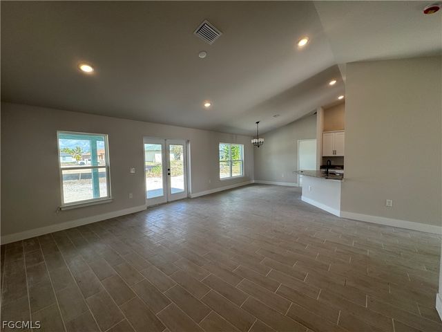 301 NE 14th ST, Cape Coral, FL 33909