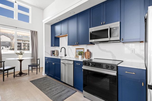 2424 E 18th Street, Chattanooga, TN 37404
