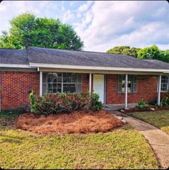 10480 El Camino Avenue, Grand Bay, AL 36541