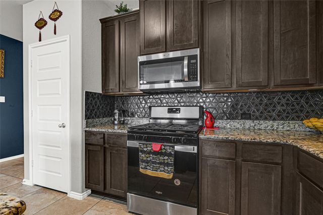 2210 Switchgrass Lane, Rosenberg, TX 77469