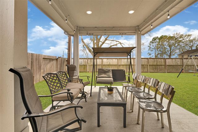 2210 Switchgrass Lane, Rosenberg, TX 77469