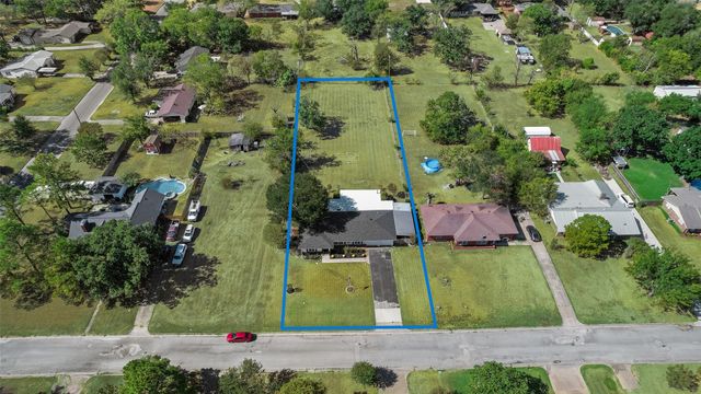 205 Laurel Trail, Terrell, TX 75160