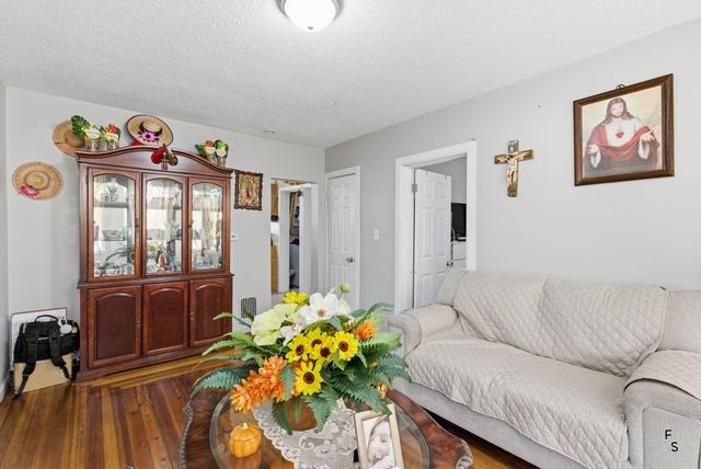 835 East Street, New Britain, CT 06051