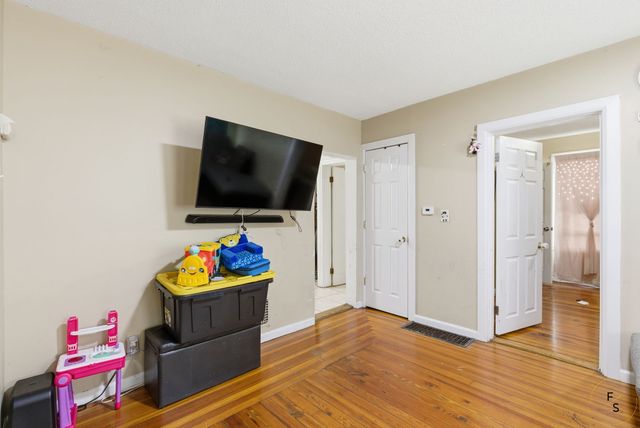 835 East Street, New Britain, CT 06051