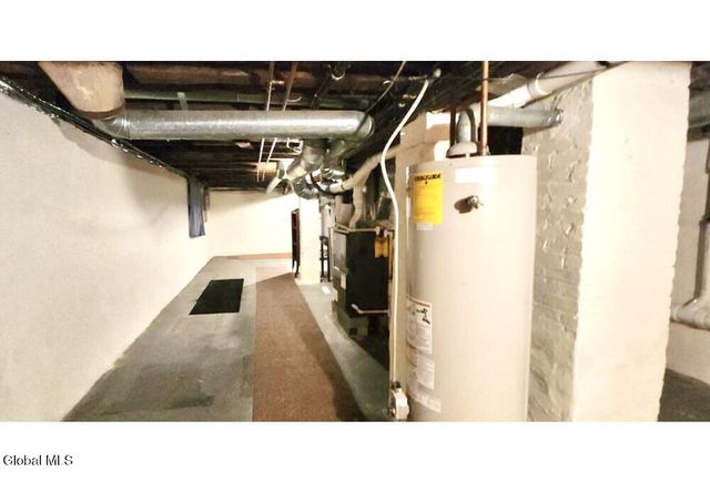 23 Woodrow Court, Troy, NY 12180