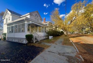 23 Woodrow Court, Troy, NY 12180