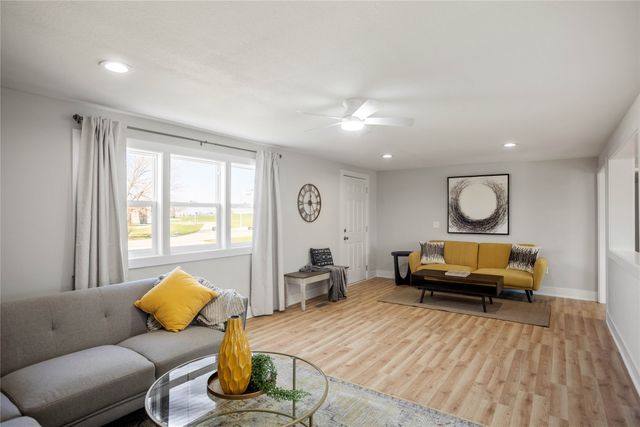 225 Haws Drive, Ogden, IA 50212