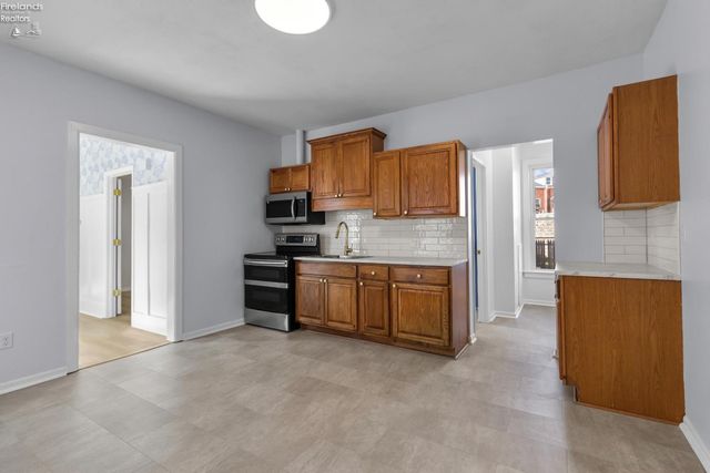 914 Hayes Avenue, Sandusky, OH 44870