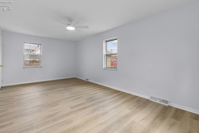 914 Hayes Avenue, Sandusky, OH 44870