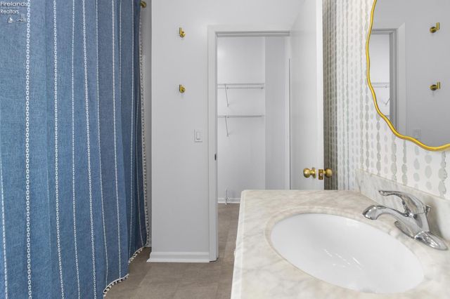 914 Hayes Avenue, Sandusky, OH 44870