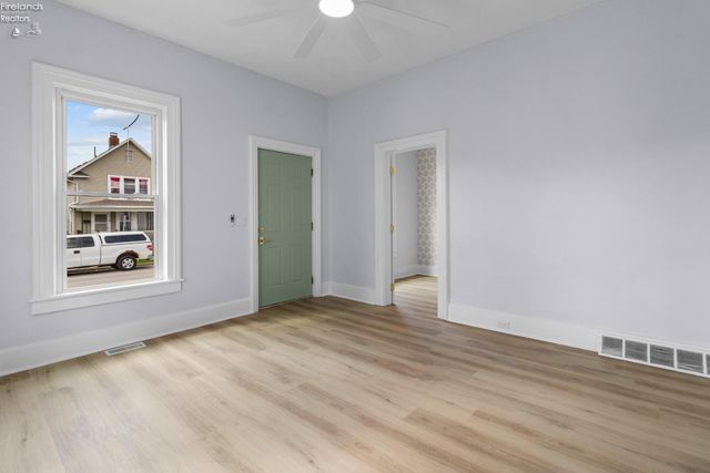 914 Hayes Avenue, Sandusky, OH 44870