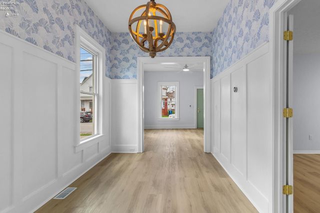 914 Hayes Avenue, Sandusky, OH 44870