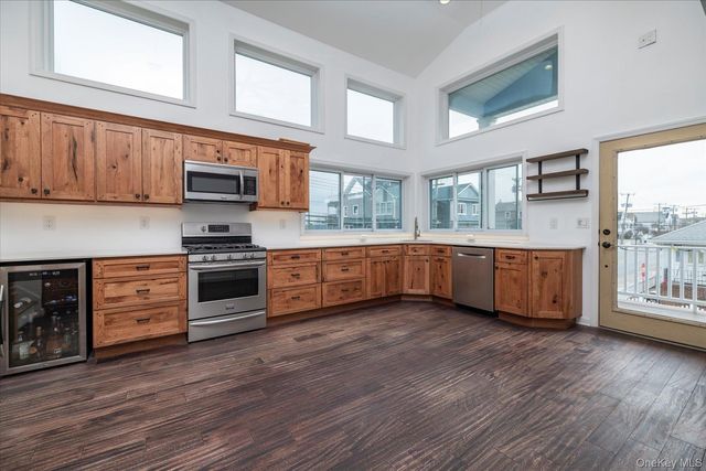 105 Virginia Avenue, Long Beach, NY 11561