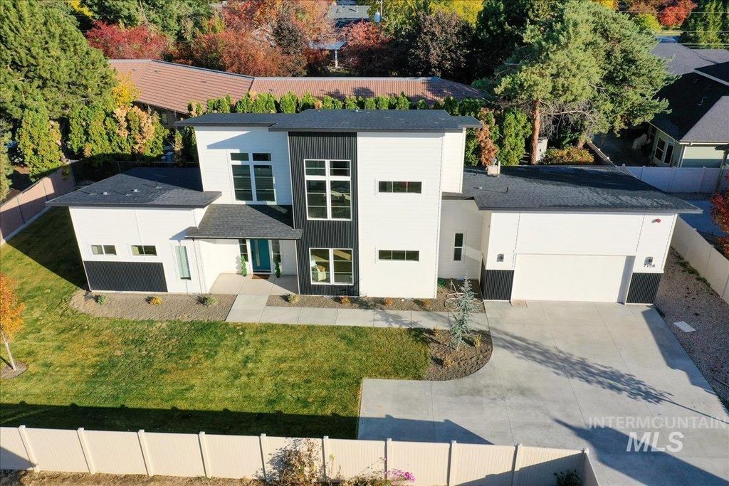 10453 W Arnold St, Boise, ID 83714 photo 4