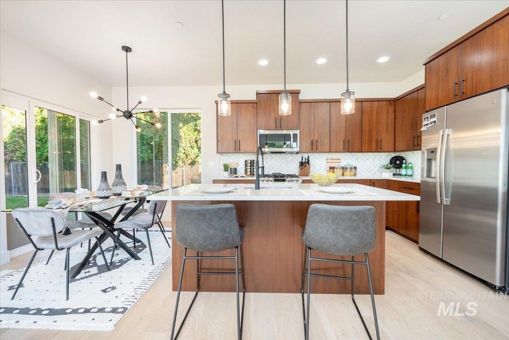 10453 W Arnold St, Boise, ID 83714 photo 8