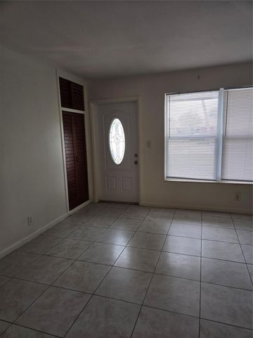 1300 NW 61st Avenue 101, Sunrise, FL 33313