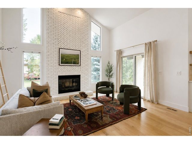 5630 Hummel Ln, Fort Collins, CO 80525
